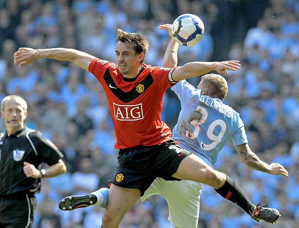 接球员与球 接球员与球