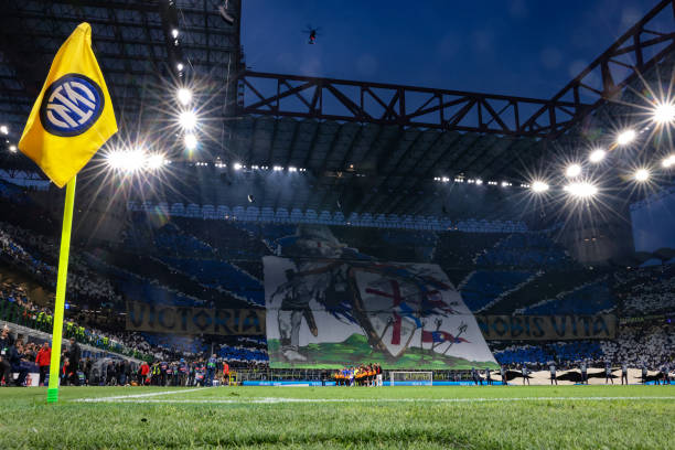 或与粉丝互 或与粉丝互